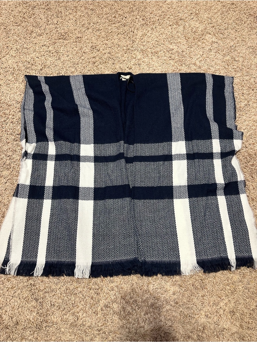 Loft cape scarf